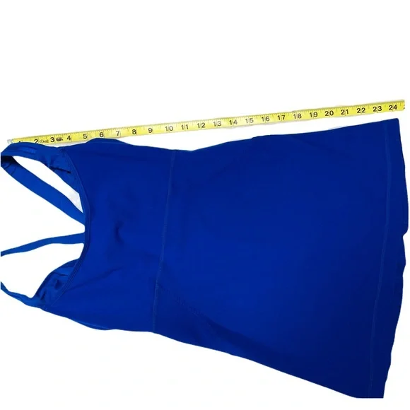 Lululemon Top w/Built in Adjustable Bra and Support - Picture 9 of 10